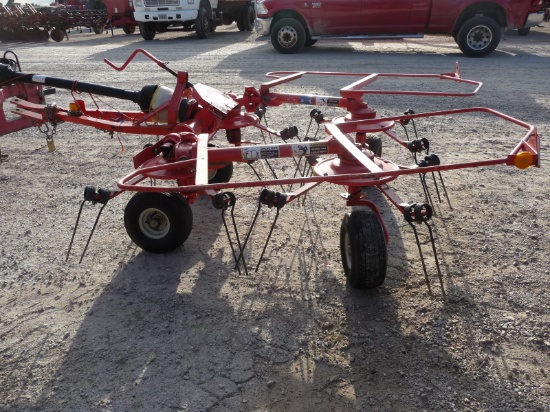 Kuhn hay tedder