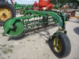 JD 640 hay rake