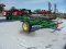 Round bale carrier