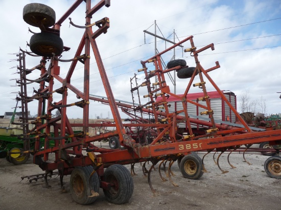 Brady 3850 field cultivator