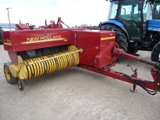 FNH 570 baler