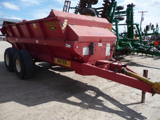 '13 Meyers 7500 V bottom spreader