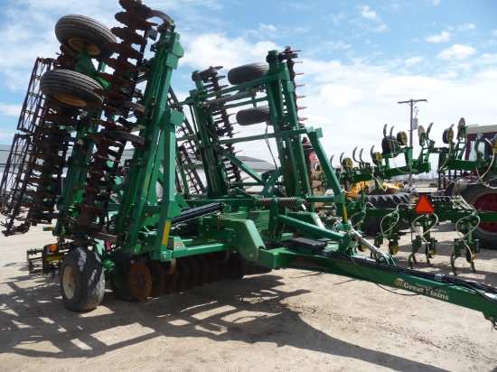 Great Plains 3000 vertical tillage tool