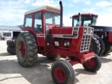 '76 IH 1066 blackstripe