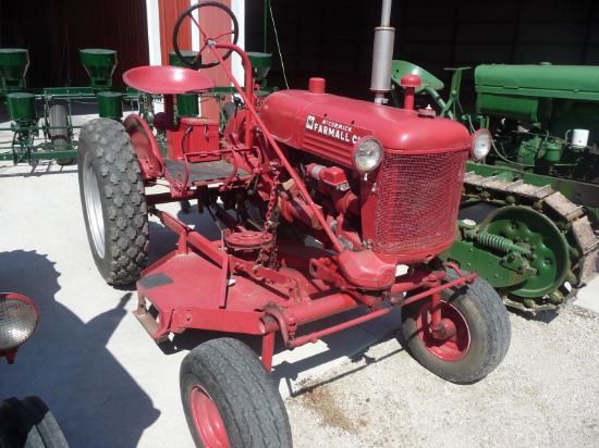 Farmall Cub