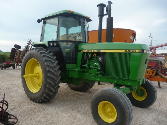 JD 4455 2WD