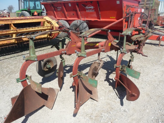 Kverneland 3x plow