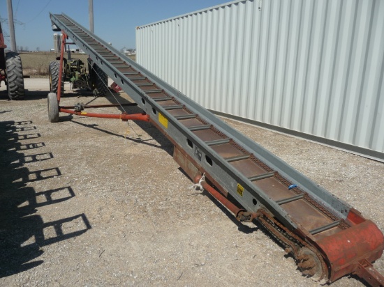 NI 51' bale elevator