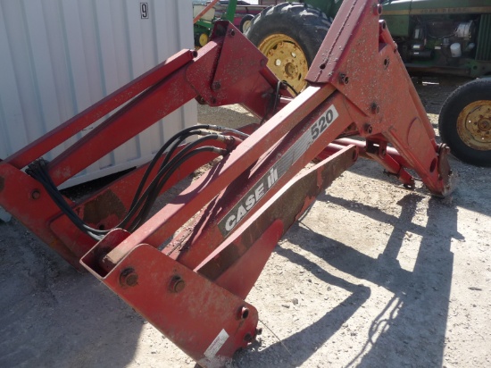 CIH 520 loader frame