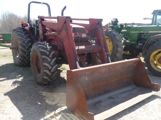 CIH 5240 MFWD w/loader