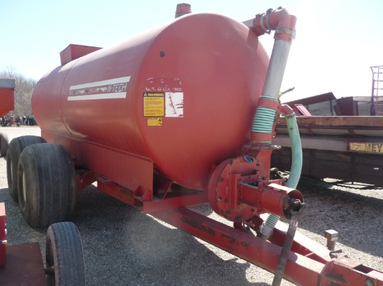 Ntech 3000 gal manure tanker