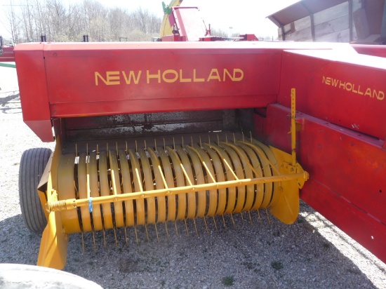 NH 311 baler