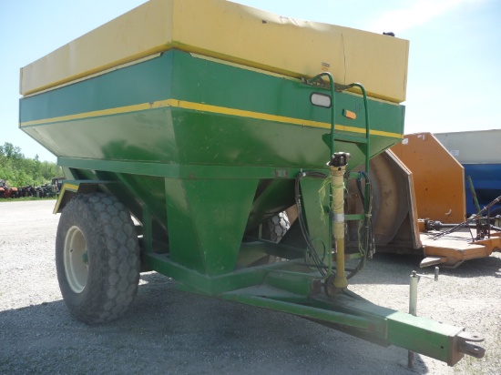 EZ Trail 475 grain cart