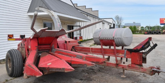 Gehl CB1085 Forage Chopper