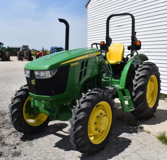 2022 John Deere 5055E
