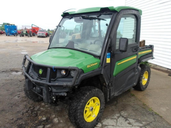 2017 John Deere XUV835 Gator