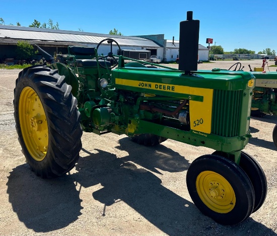 1956 John Deere 520