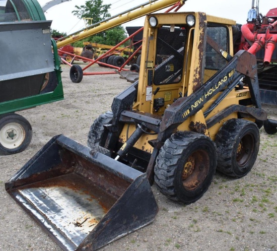 New Holland L455
