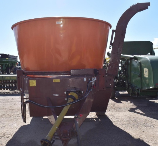 Roto Grind 1090 Bale Processor