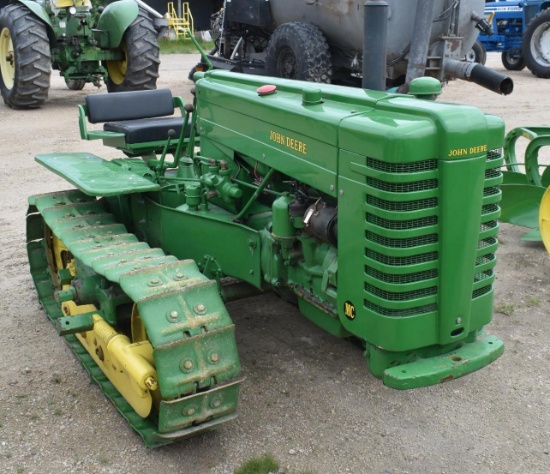 John Deere MC Crawler