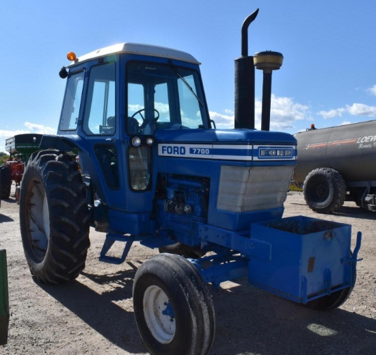 Ford 7700