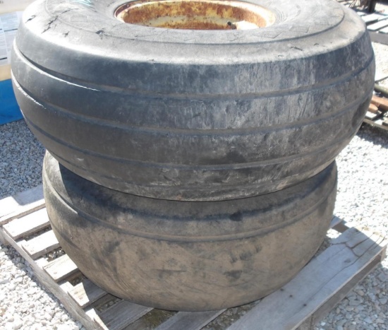 Set of 16.5L16.1 Tires