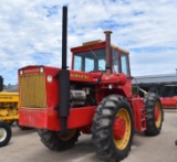 1975 Versatile 700