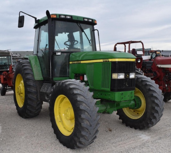 John Deere 7410