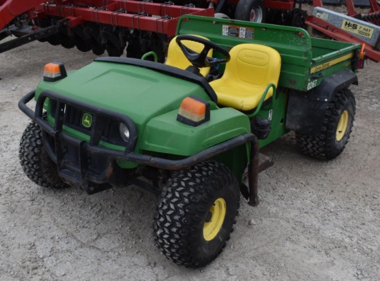 John Deere Gator