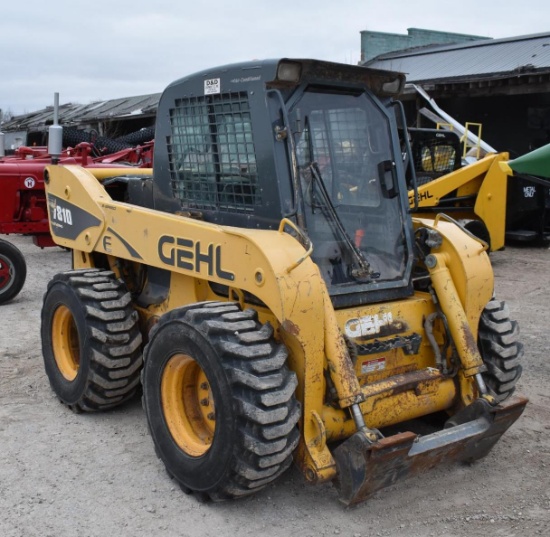 Gehl 7810 Skid Steer