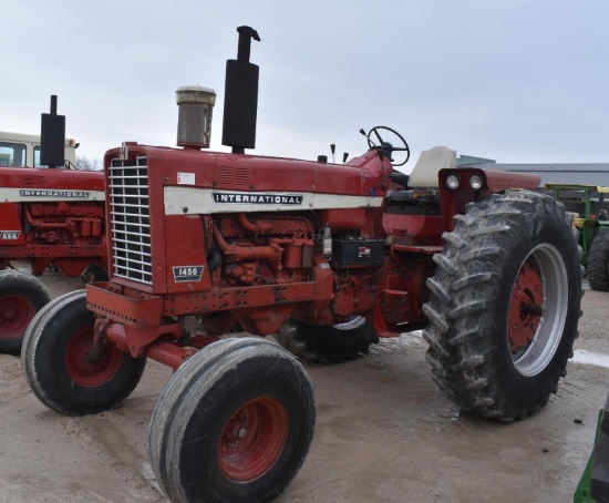 1970 IH Farmall 1456