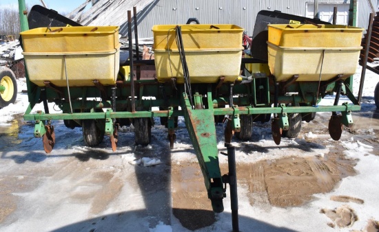 John Deere 7200