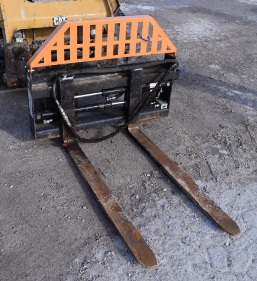 2024 Wolverine Pallet Forks