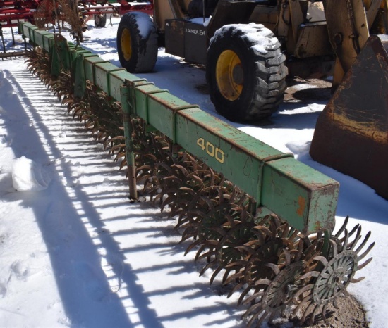 John Deere 400