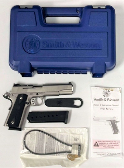 Smith & Wesson, Sw 1911 Pistol