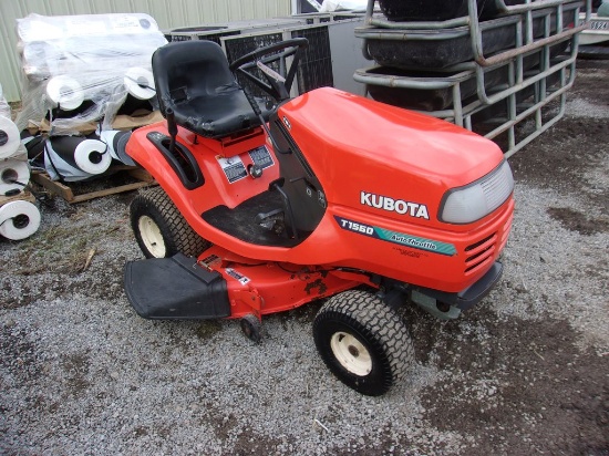 Kubota T1560