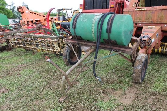 Pull type spray tank