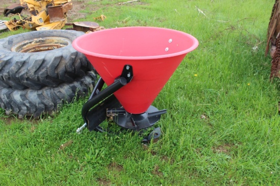 NEW- Tarter Fertilizer Spreader