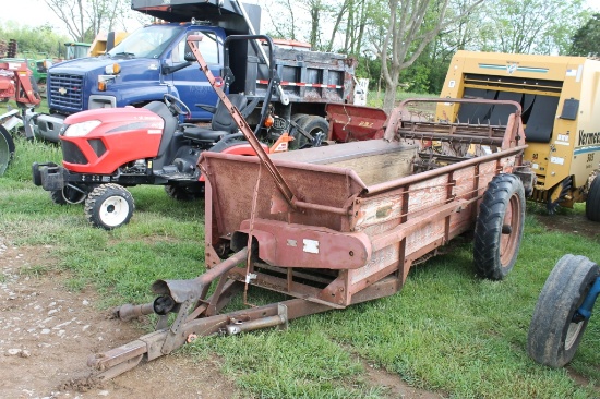 NI PTO Manure Spreader