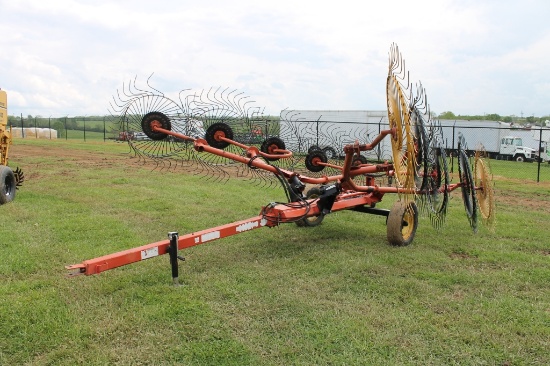 10 wheel Rake