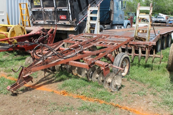 International 10' wheel disc