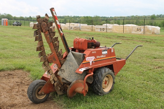 Ditch Witch 14 ton Trencher
