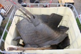 NH T5060 Tote of Parts