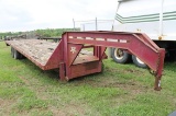 30' P&J Gooseneck Flatbed