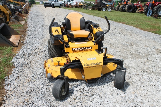 Cub Cadet Tank LZ60 Zero Turn