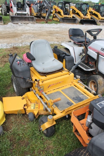 Hustler Fastrak 44 Zero Turn Mower