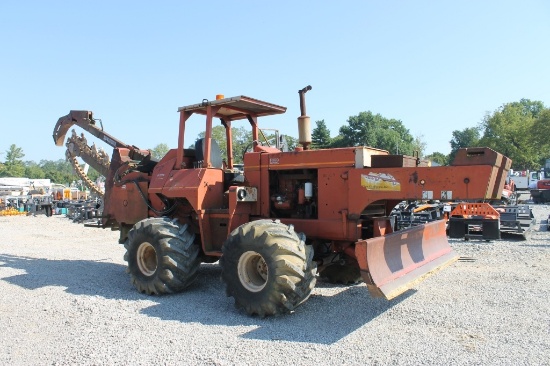 Ditch Witch R100