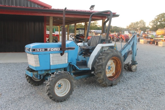 Ford 1520 Backhoe