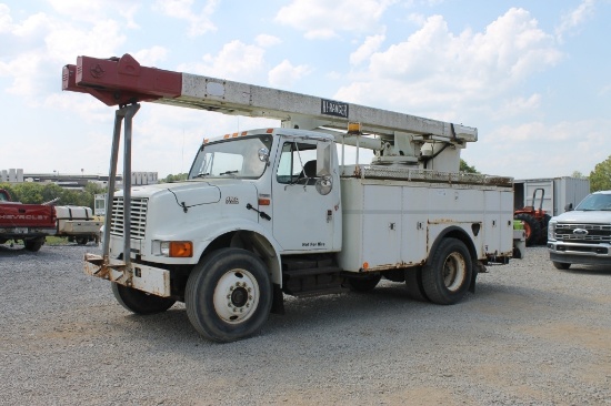 2001 International 4700 Bucket Truck