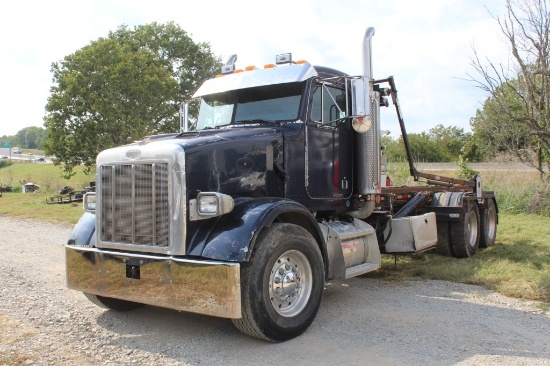 2004 Peter Built 357 Roll Off